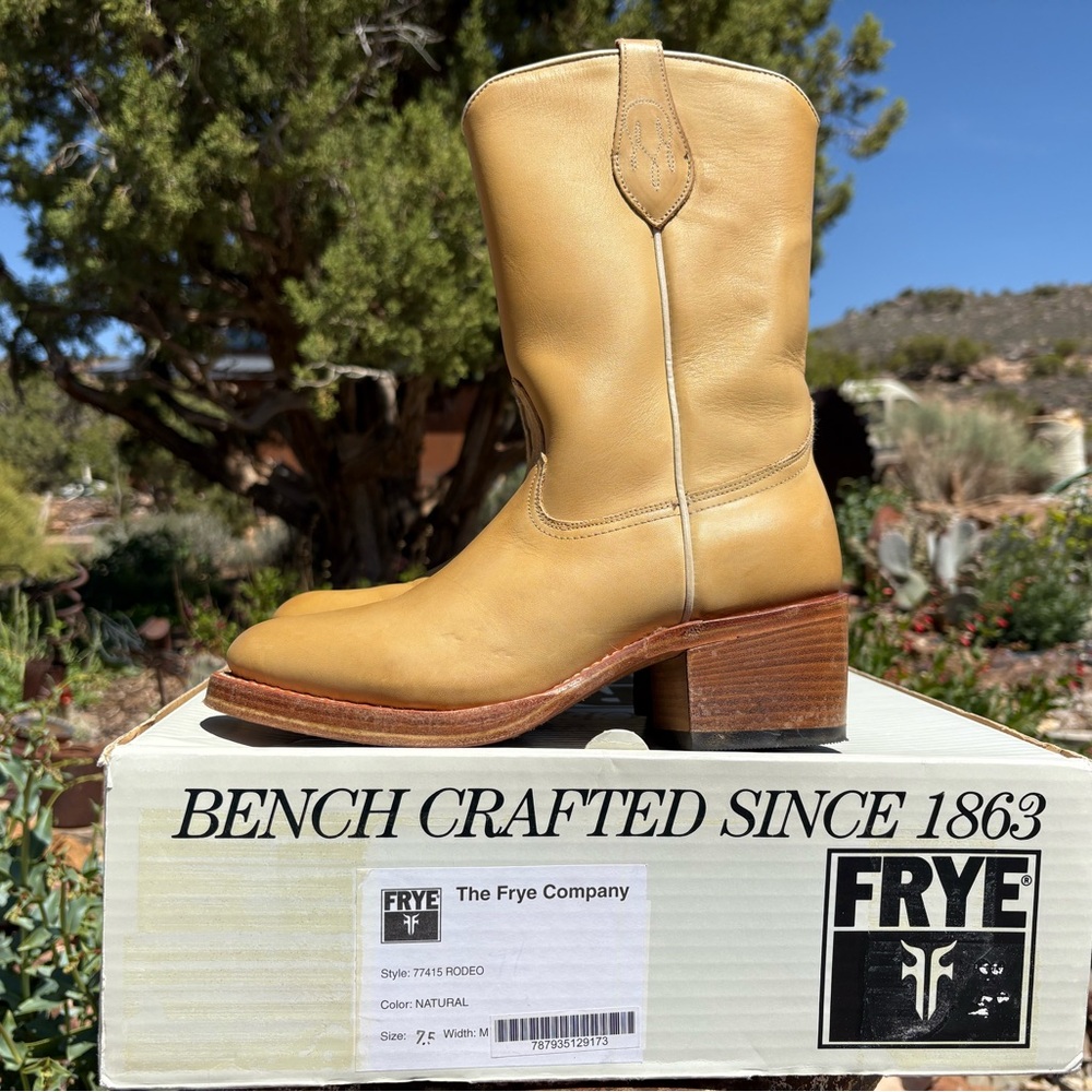 FRYE Campus Rodeo Vintage Boots - Picture 10 of 16